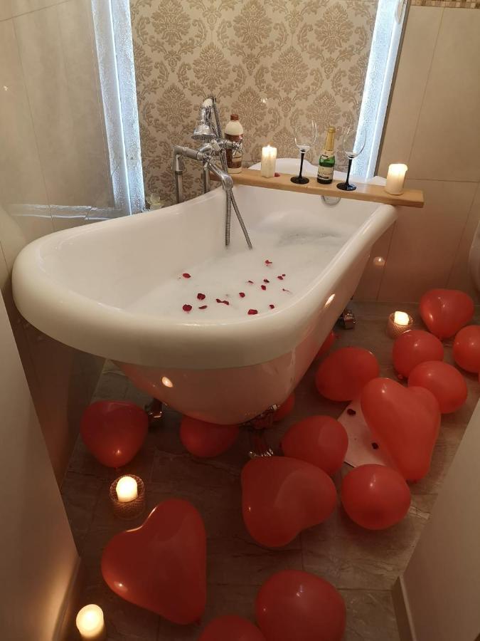 Penthouse Luxury Apartman Resicabánya Kültér fotó