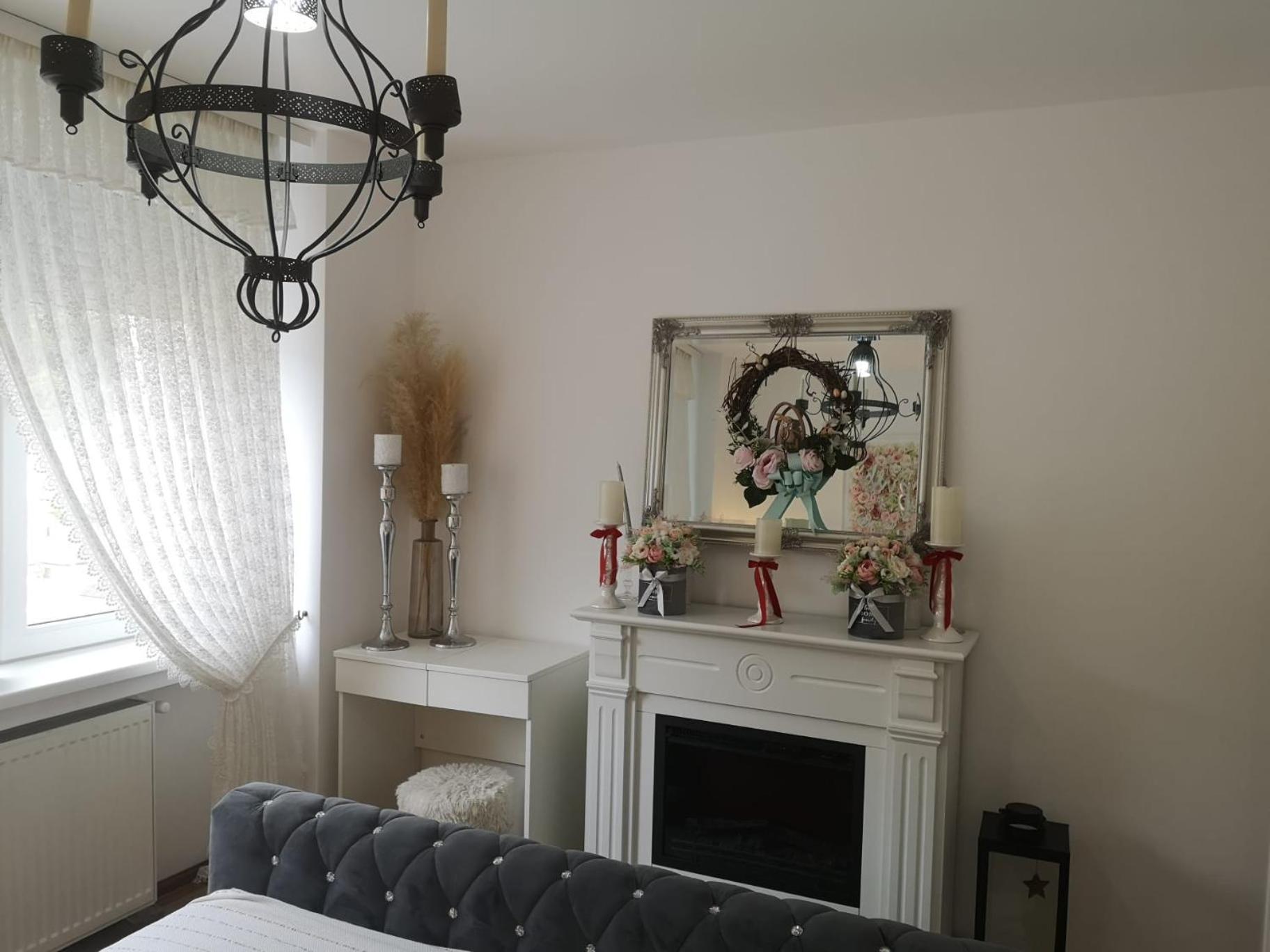 Penthouse Luxury Apartman Resicabánya Kültér fotó